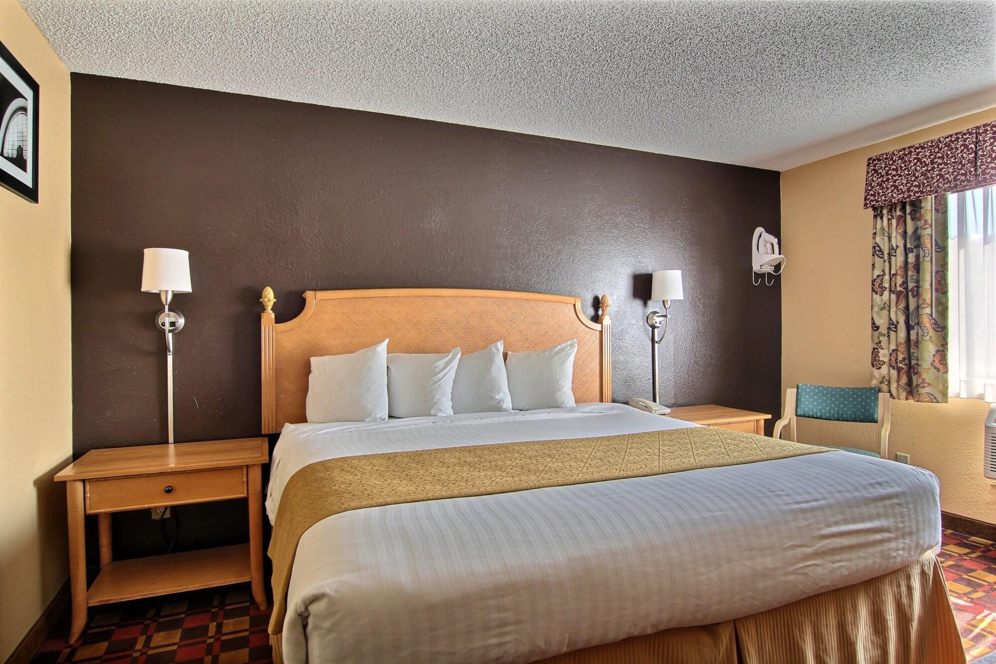 Quality Inn Hall Of Fame Canton Luaran gambar