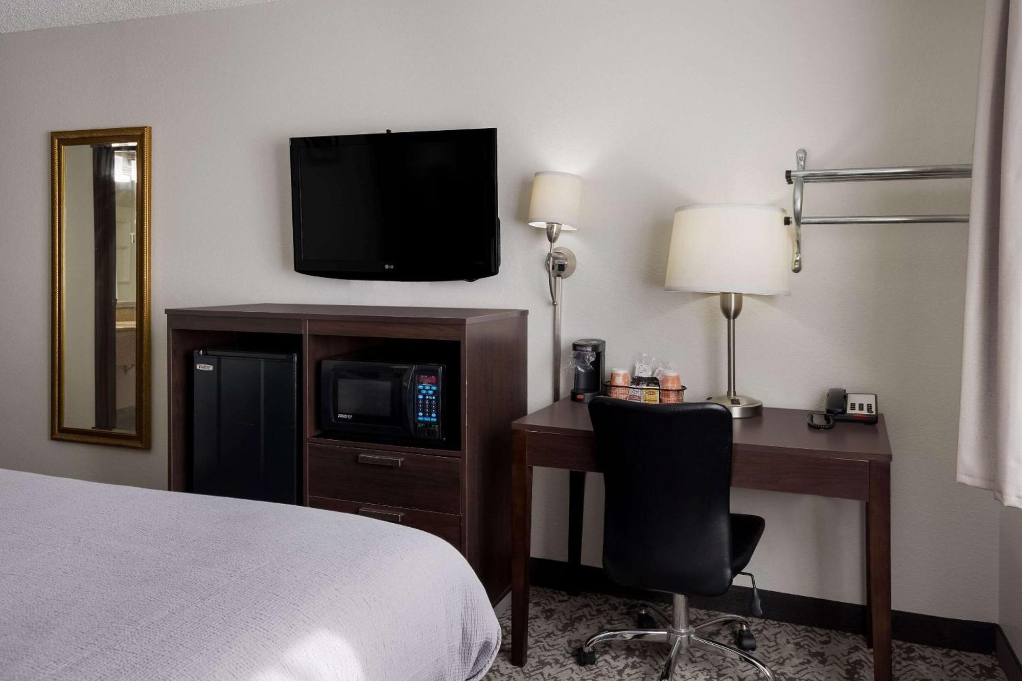 Quality Inn Hall Of Fame Canton Luaran gambar